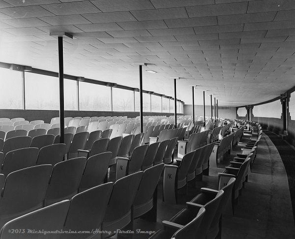 Getty 4 Drive-In Theatre - THE GETTY INDOOR AUDITORIUM FROM HARRY SKRDLA